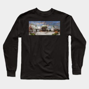 Kremlin in Izmailovo , Moscow, Russia Long Sleeve T-Shirt